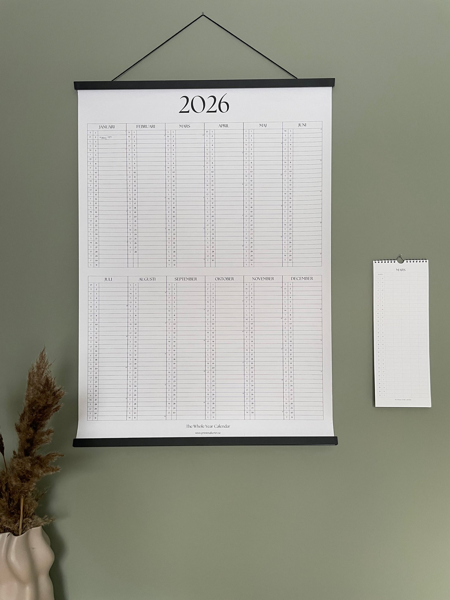 The Whole Year Calendar med svart hängare 2026 70x100cm